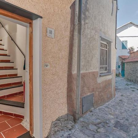 Casa Nonna Nella Villa Marina dʼMarina dʼAndora Bagian luar foto